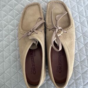 Clarks Tan Suede Men's Shoes Wallabees
